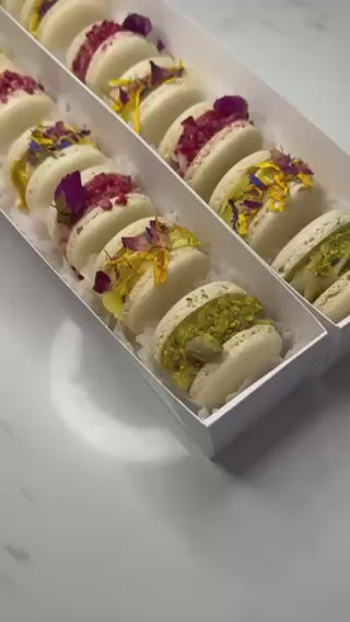 Macarons collection box (14-pc,....oz)